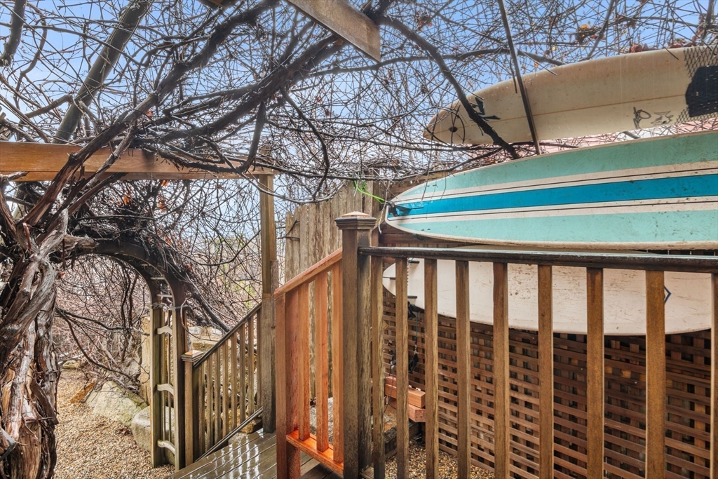 331 Granite St, Folly Cove