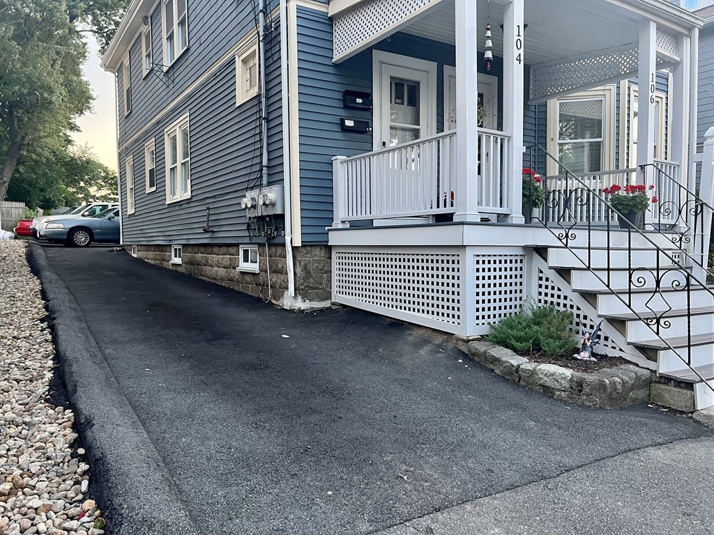 104-106 Burrill St, Swampscott