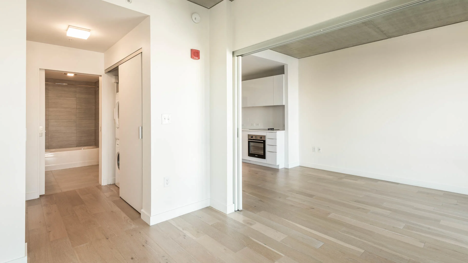 2 bed, 2 bath apartment for rent at 55 Traveler St Unit 811, South End — photo 4 of 14