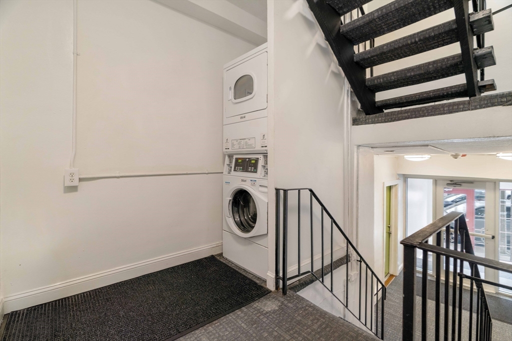 5 N Margin St, North End