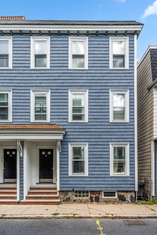 176 Bowen St, South Boston