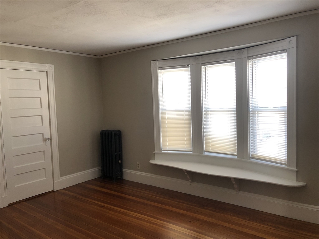 11 Banks St, Waltham