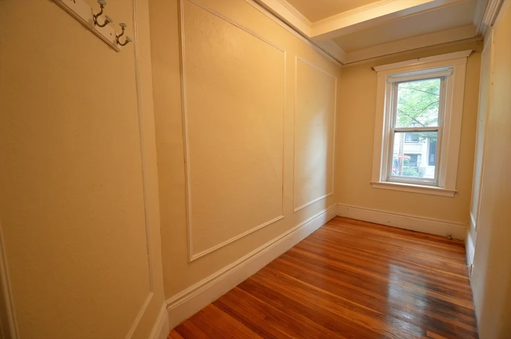 141 Fuller St, North Brookline