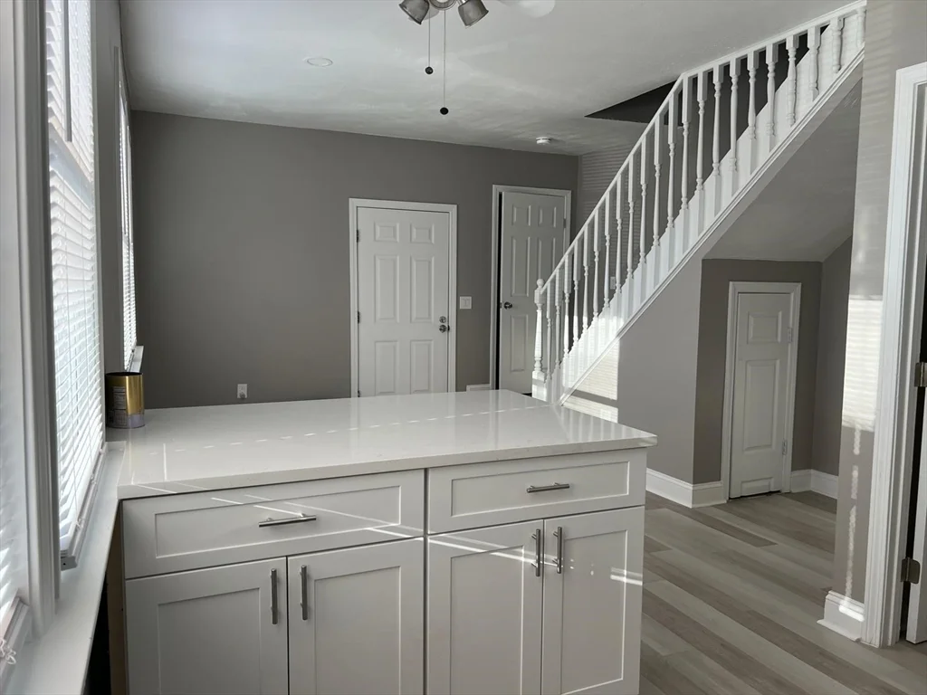 238 Appleton, Lowell