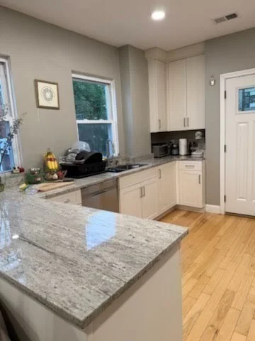 296 Summit Ave, Brighton