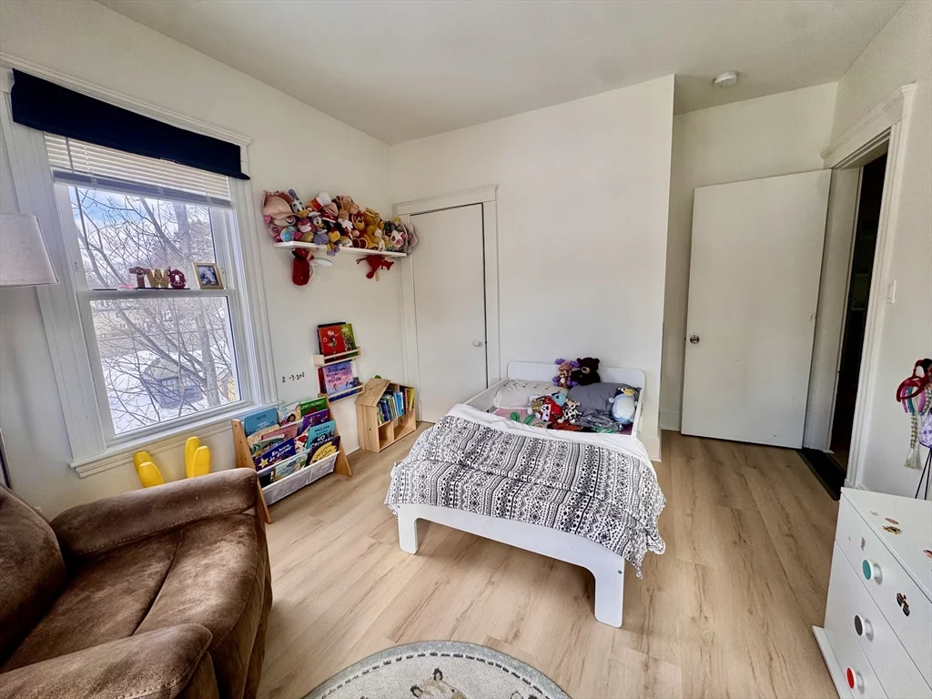 127 Eliot St, Chestnut Hill