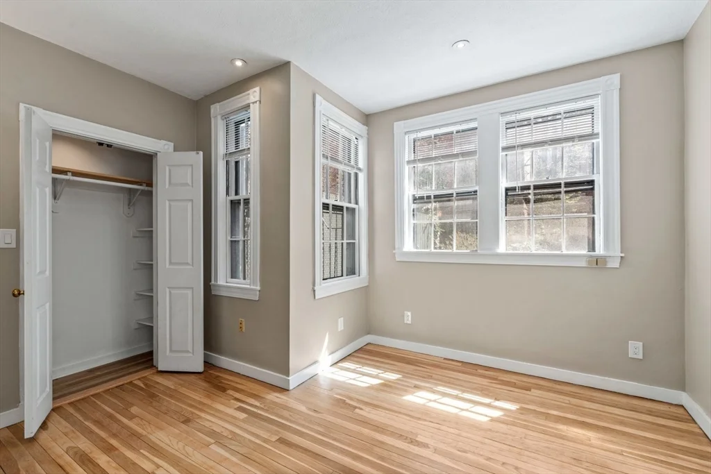 82 Phillips St, Beacon Hill
