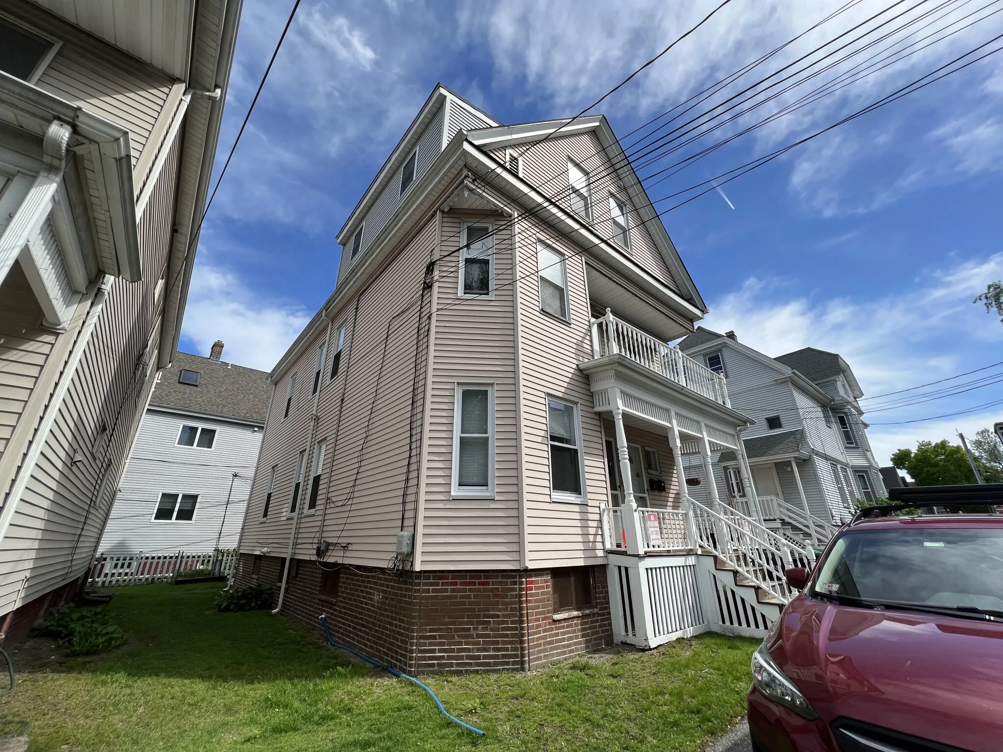 24 Ellington Rd, Powder House Square