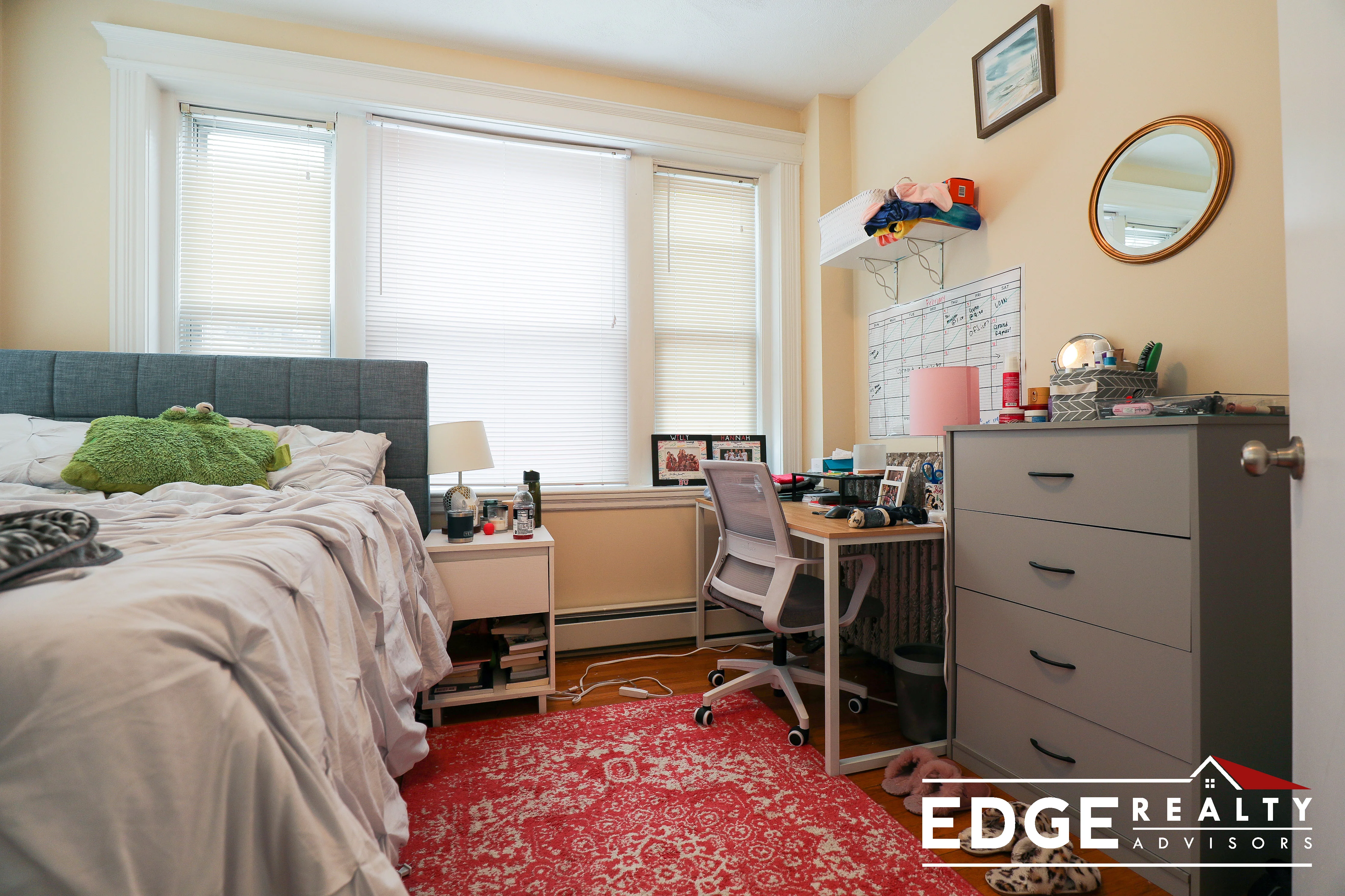 38 Park Vale Ave, Allston