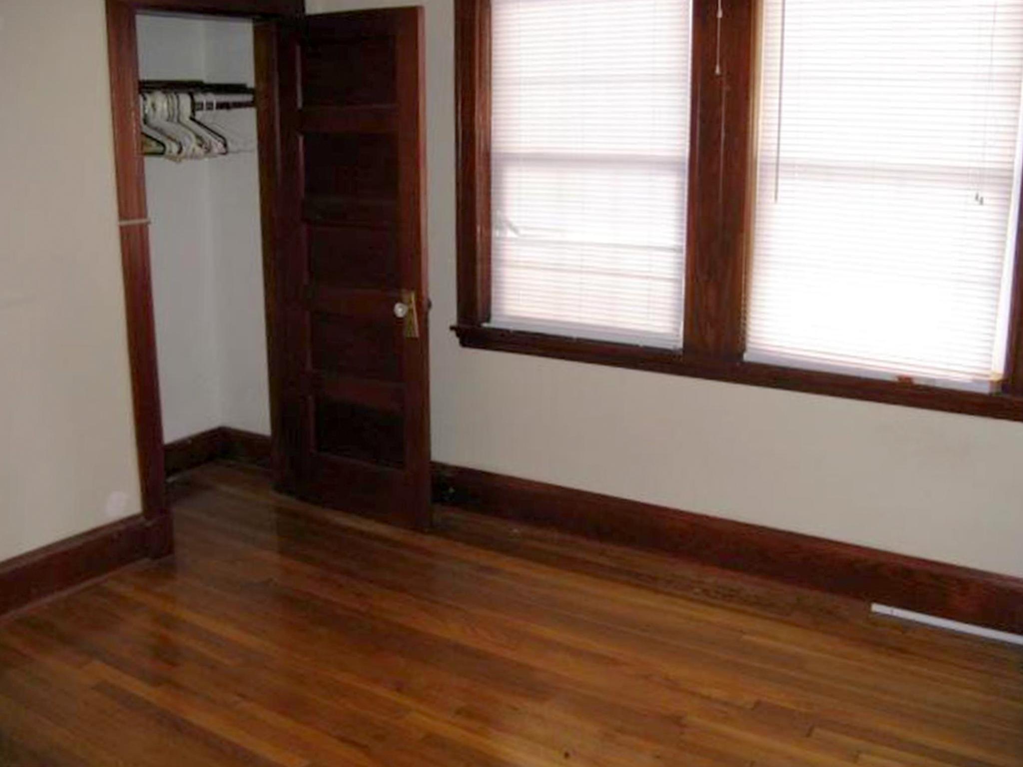 2.5 bed, 1 bath apartment for rent at 19 Quincy St Unit 19, Medford — photo 6 of 8
