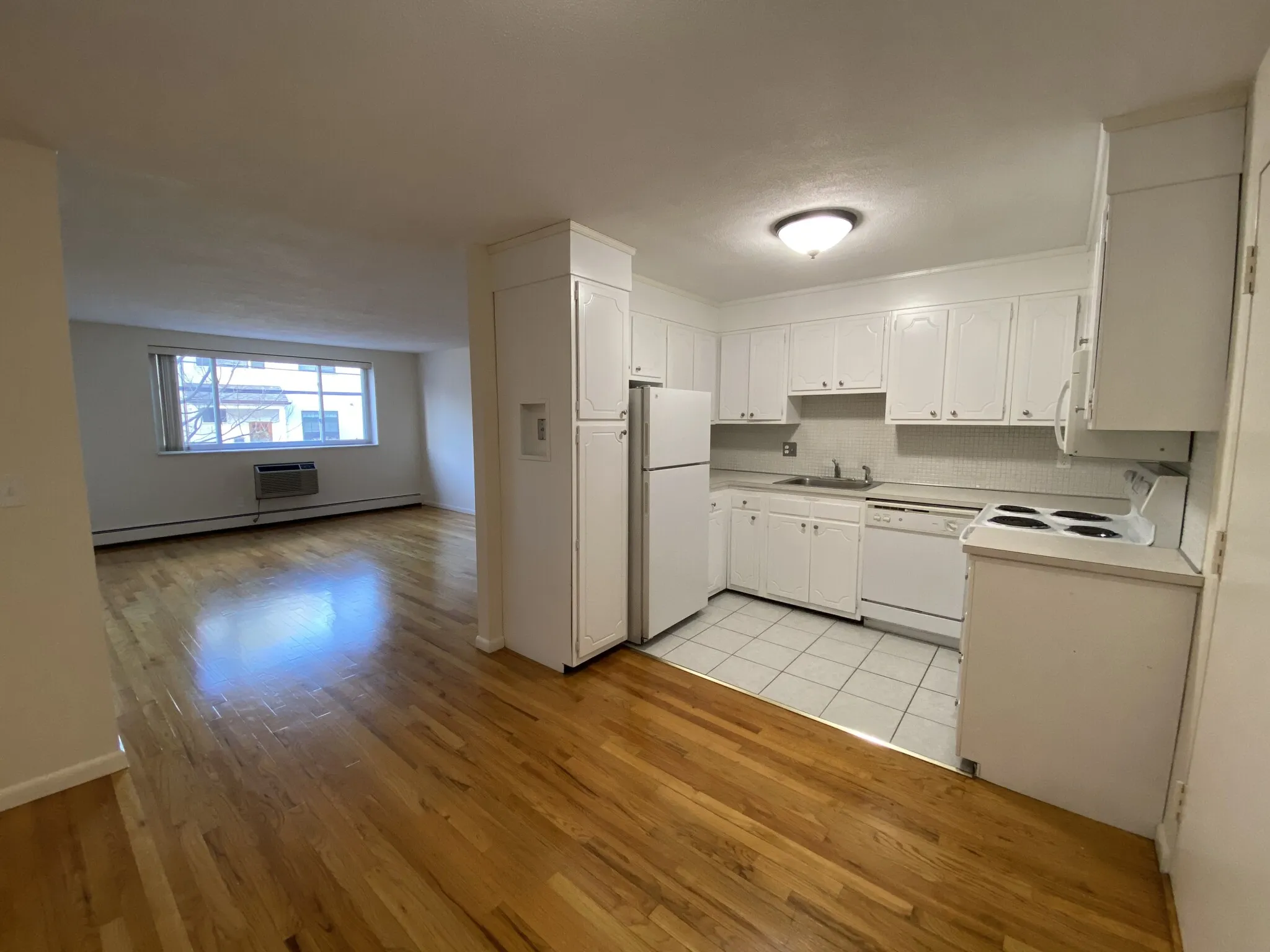 81 Green St, Coolidge Corner