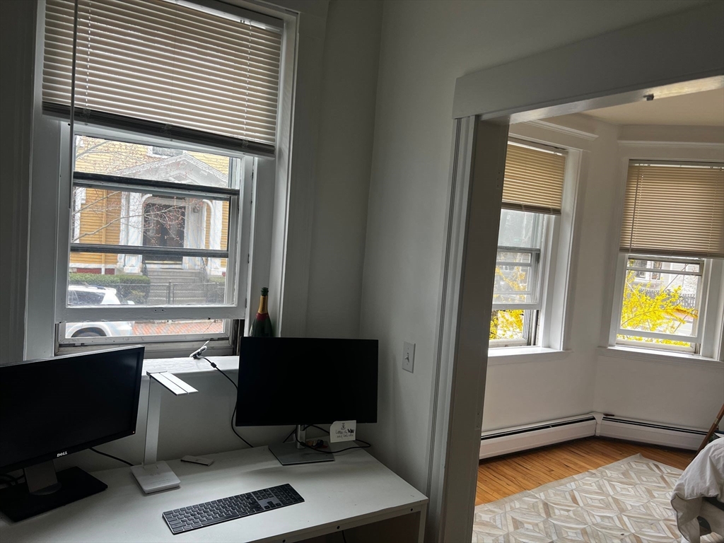 315 Harvard St, Mid-Cambridge