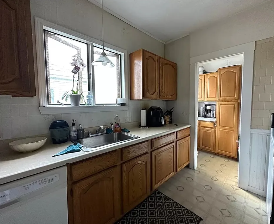 19 Stanley Ave, South Medford