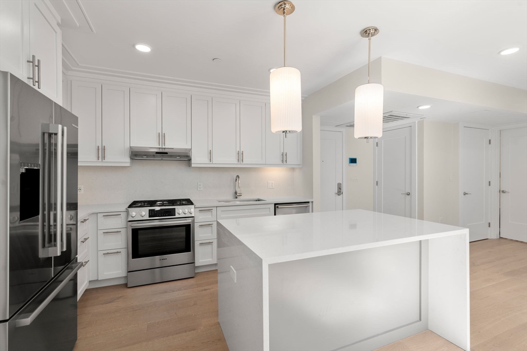 301 Border St, Central Square