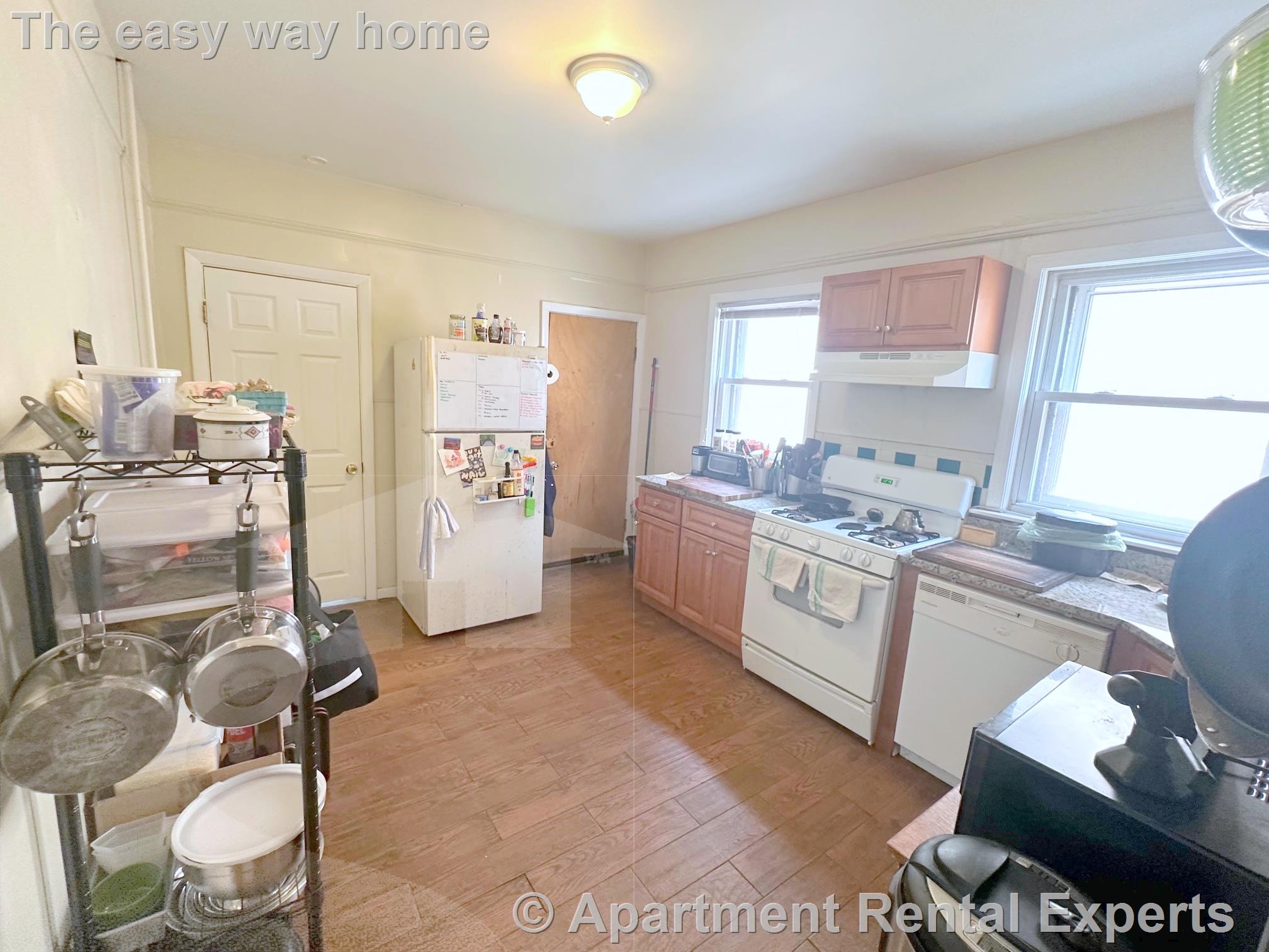 26 Cutter Ave, Davis Square