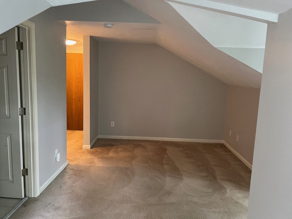 15 Church St, Natick