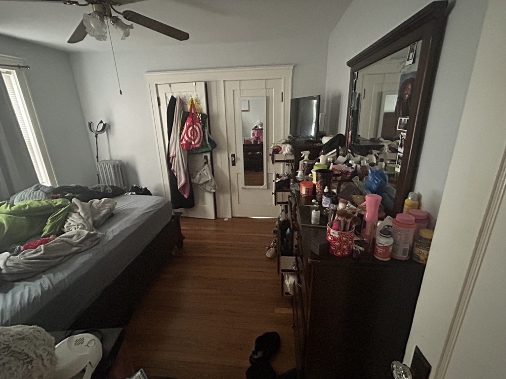 25 Irvington Rd, West Somerville