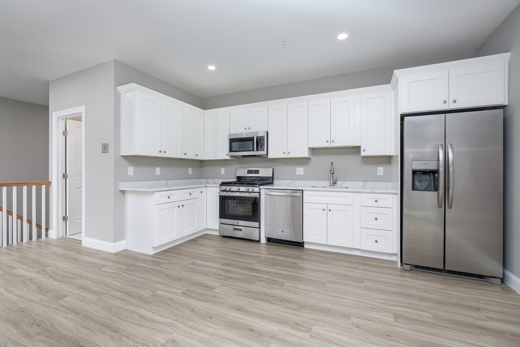 242 Mountain Ave, Revere