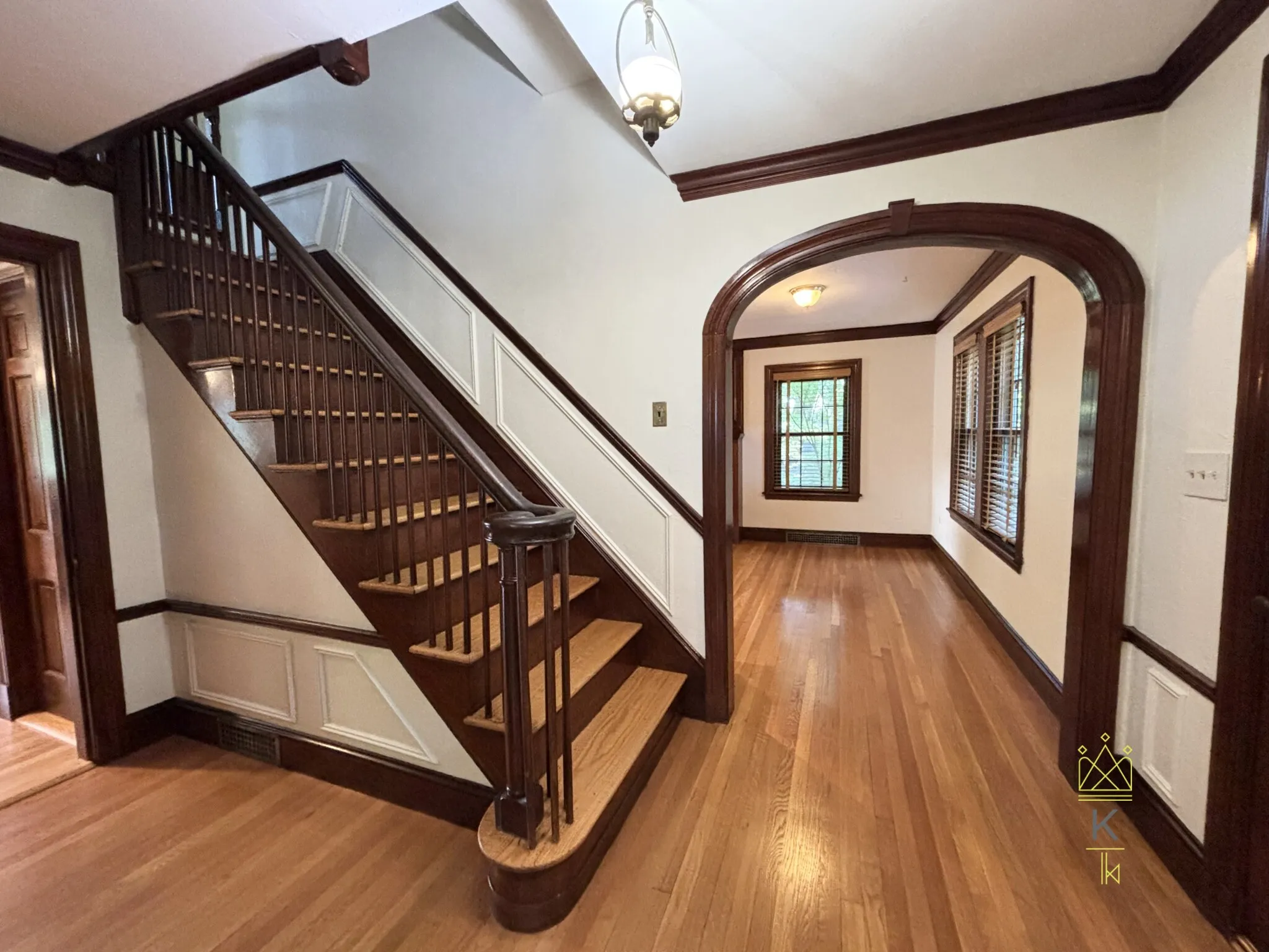 33 Clearwater Rd, Chestnut Hill