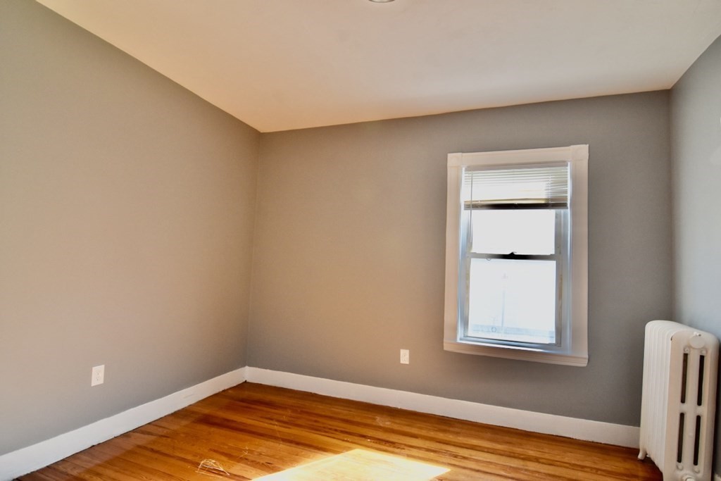 21 Treadway Rd, Dorchester