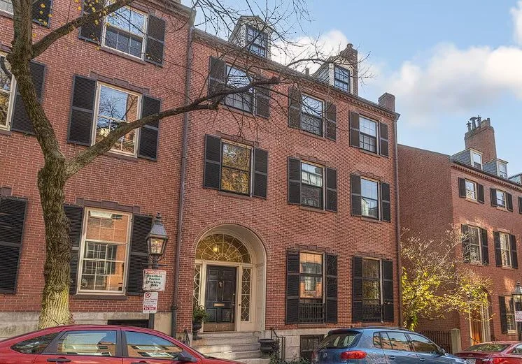 134 Chestnut St, Beacon Hill