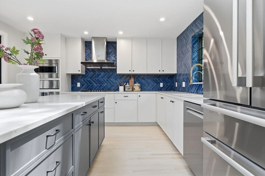 180 Eliot St, Chestnut Hill