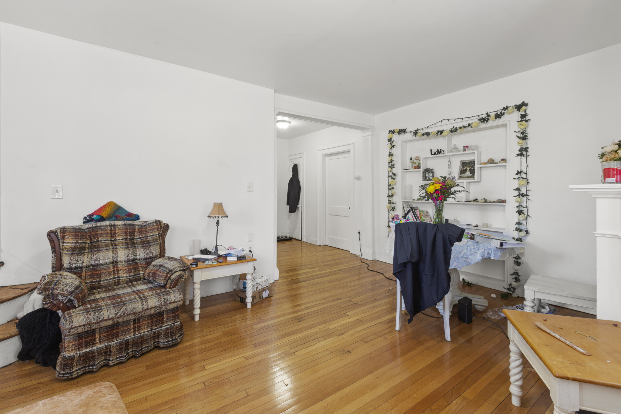 1462 Commonwealth, Brighton