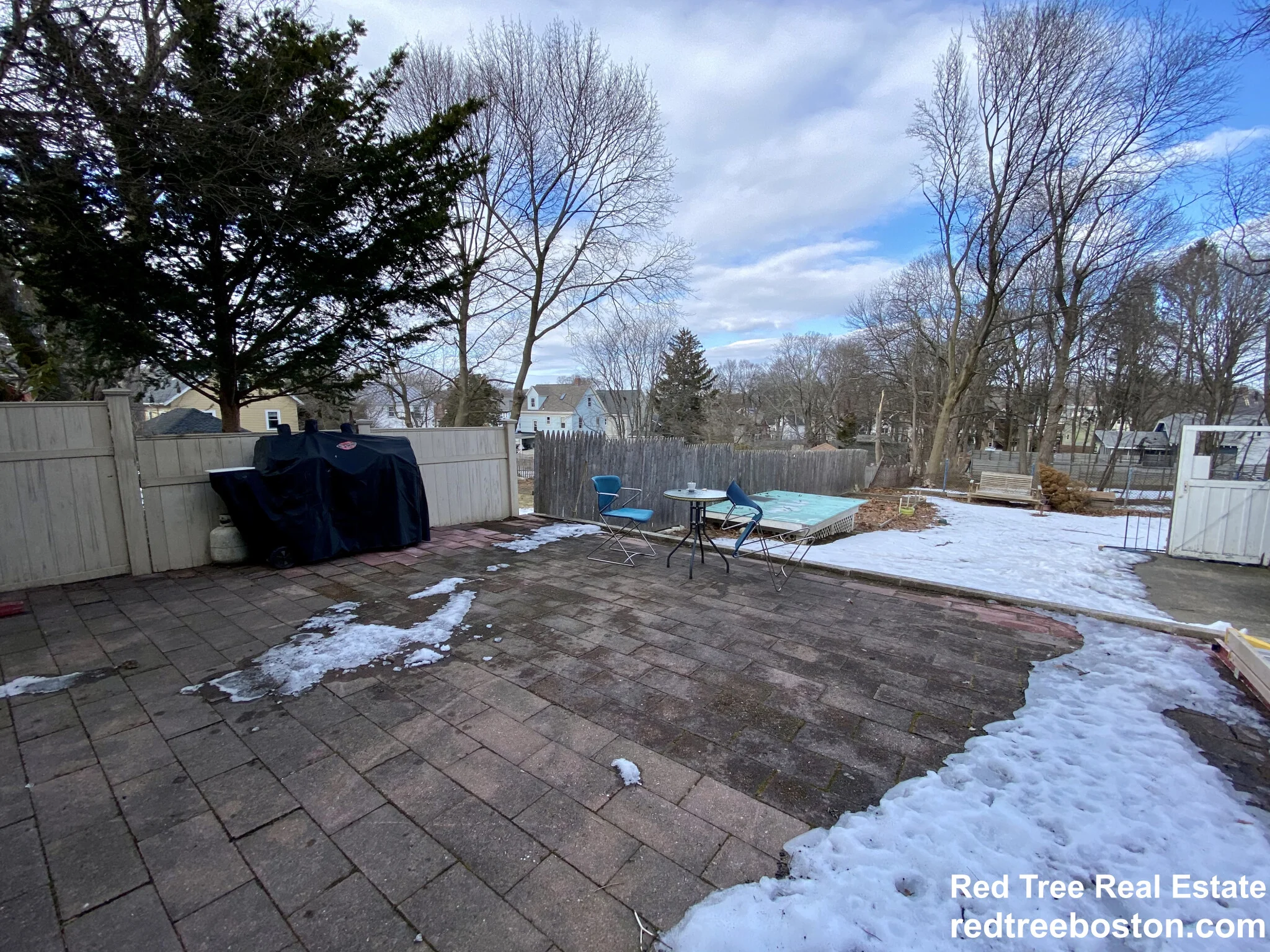 98 Whitford St, Roslindale