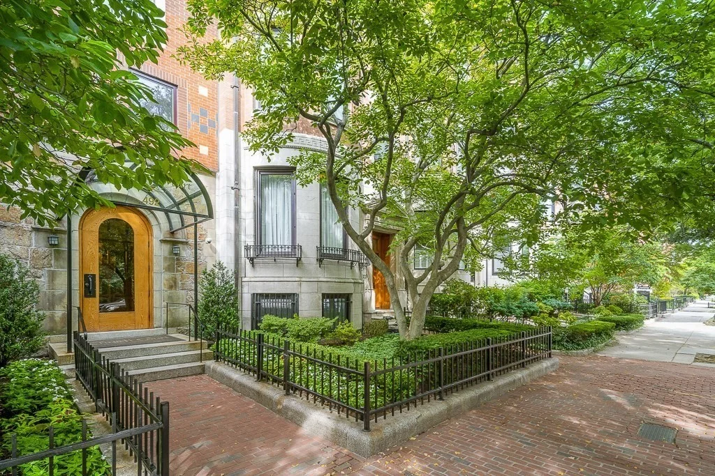 492 Beacon St, Back Bay