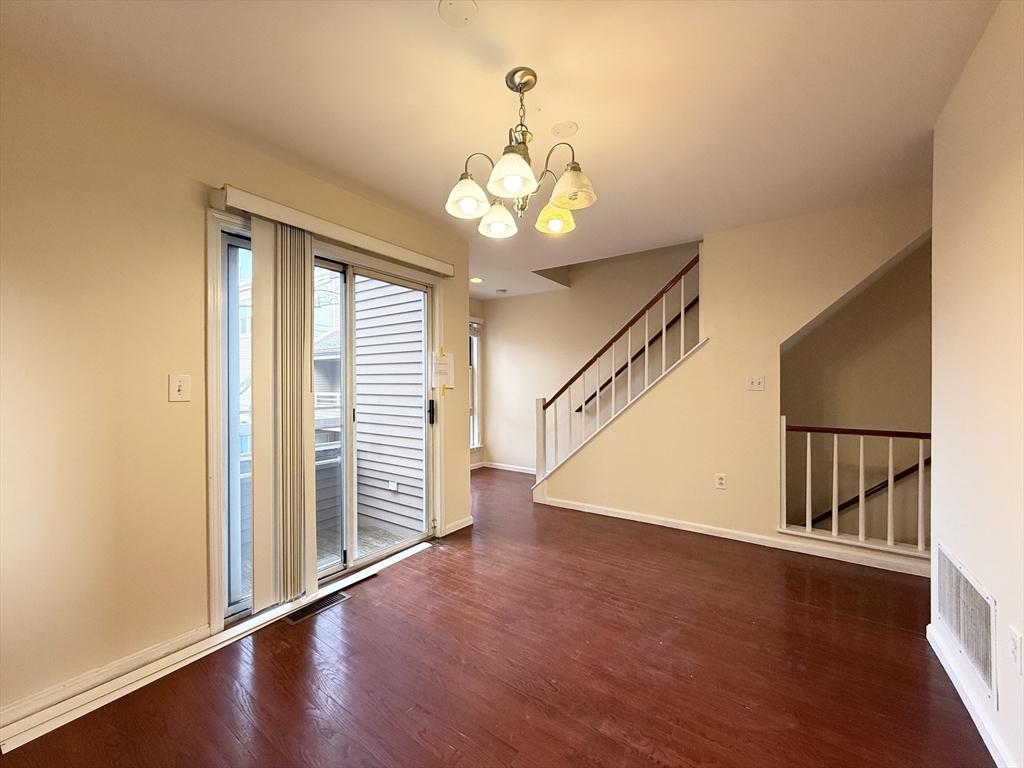 22 Chestnut, Cambridgeport