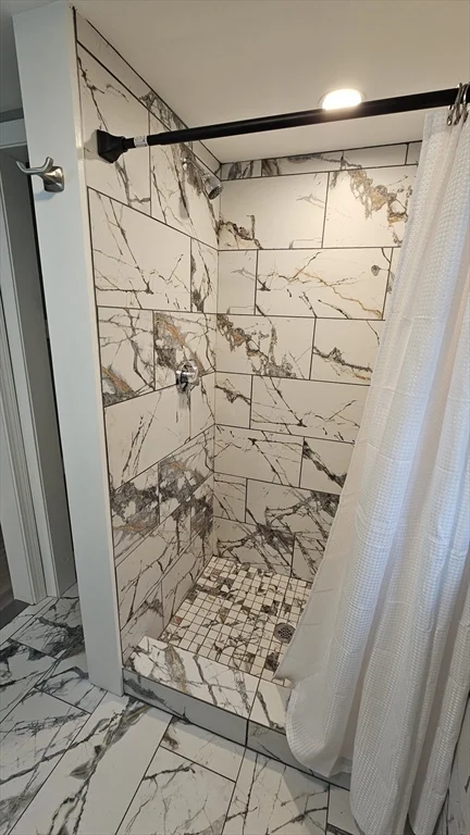 825 Scenic Hwy, Bourne