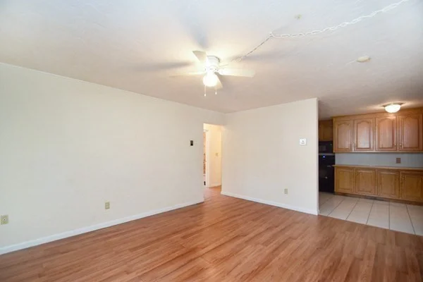 23 Erick Rd, Mansfield