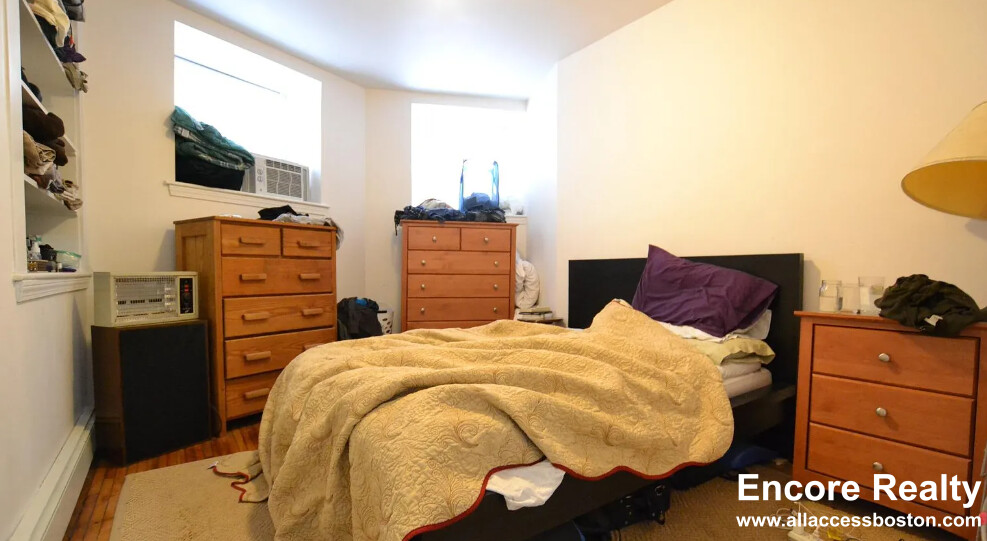 11 Saint Lukes Rd, Brighton