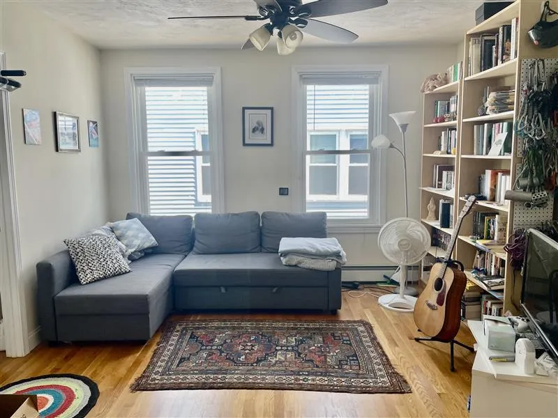 395 Columbia St, Wellington-Harrington