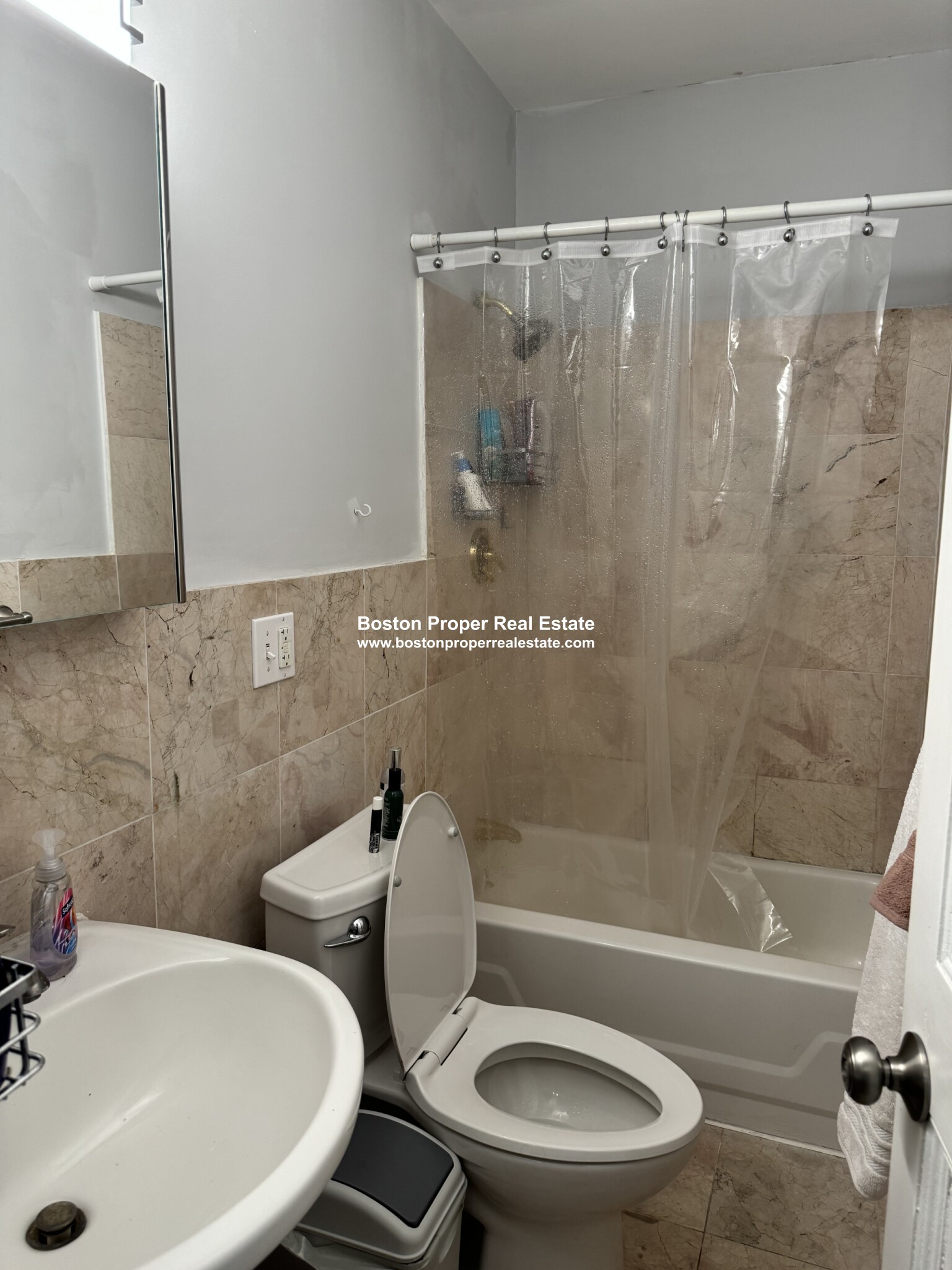 1 bed, 1 bath apartment for rent at 429 Marlborough St Unit 2A, Back Bay — photo 4 of 8