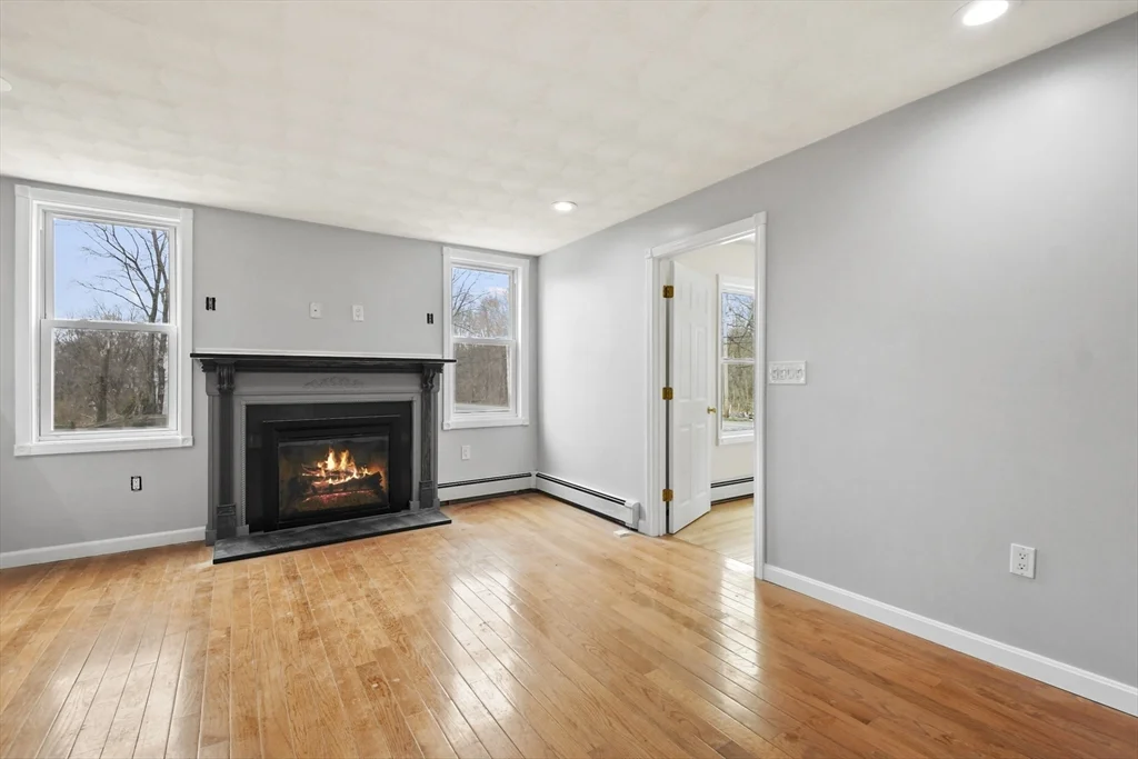 515 Winthrop St, Rehoboth