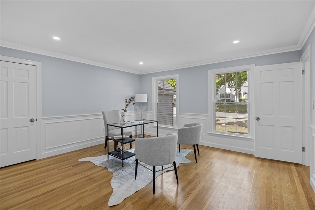 108 Radcliffe Rd, Belmont