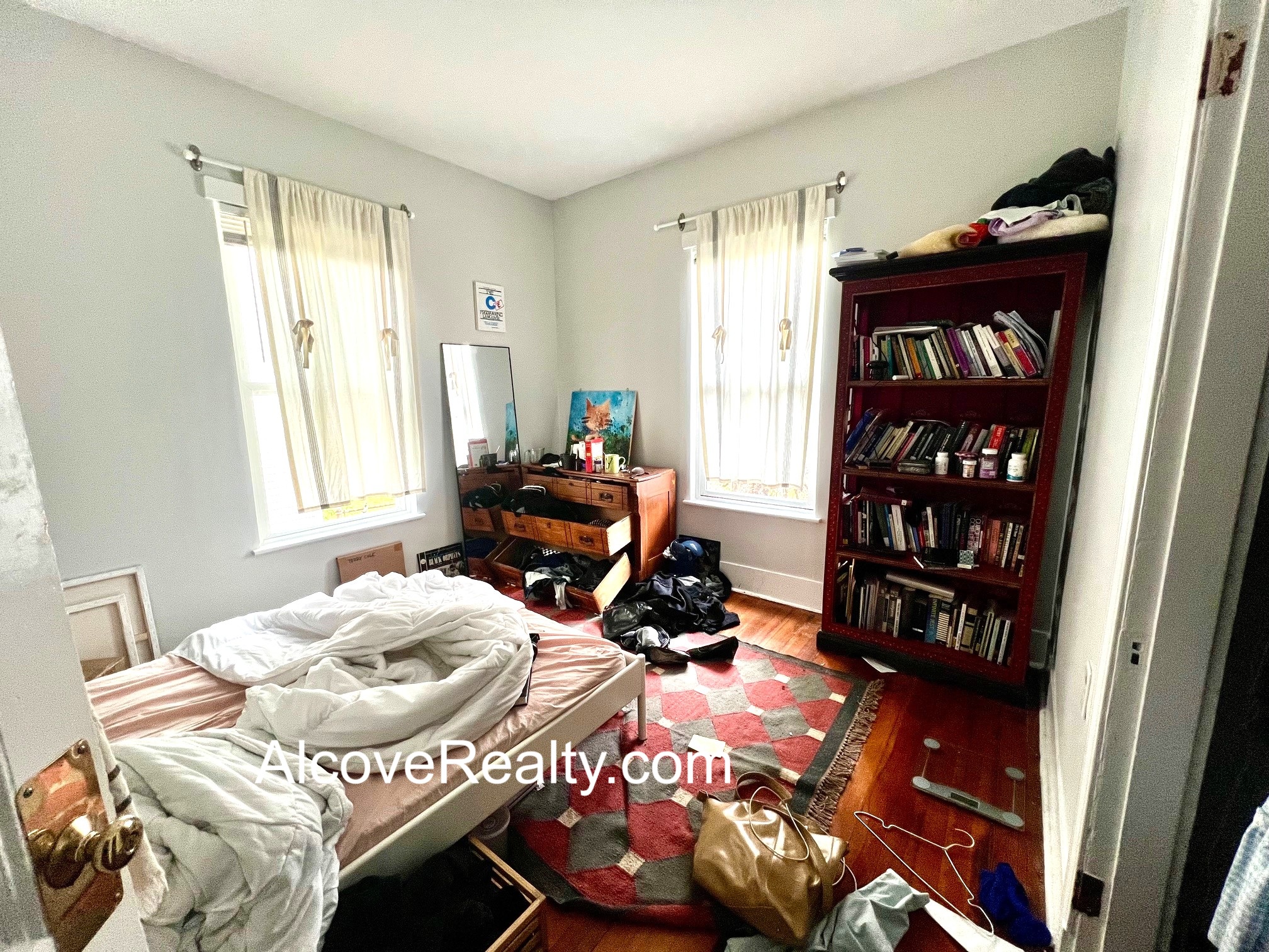 69 Raymond Ave, West Somerville