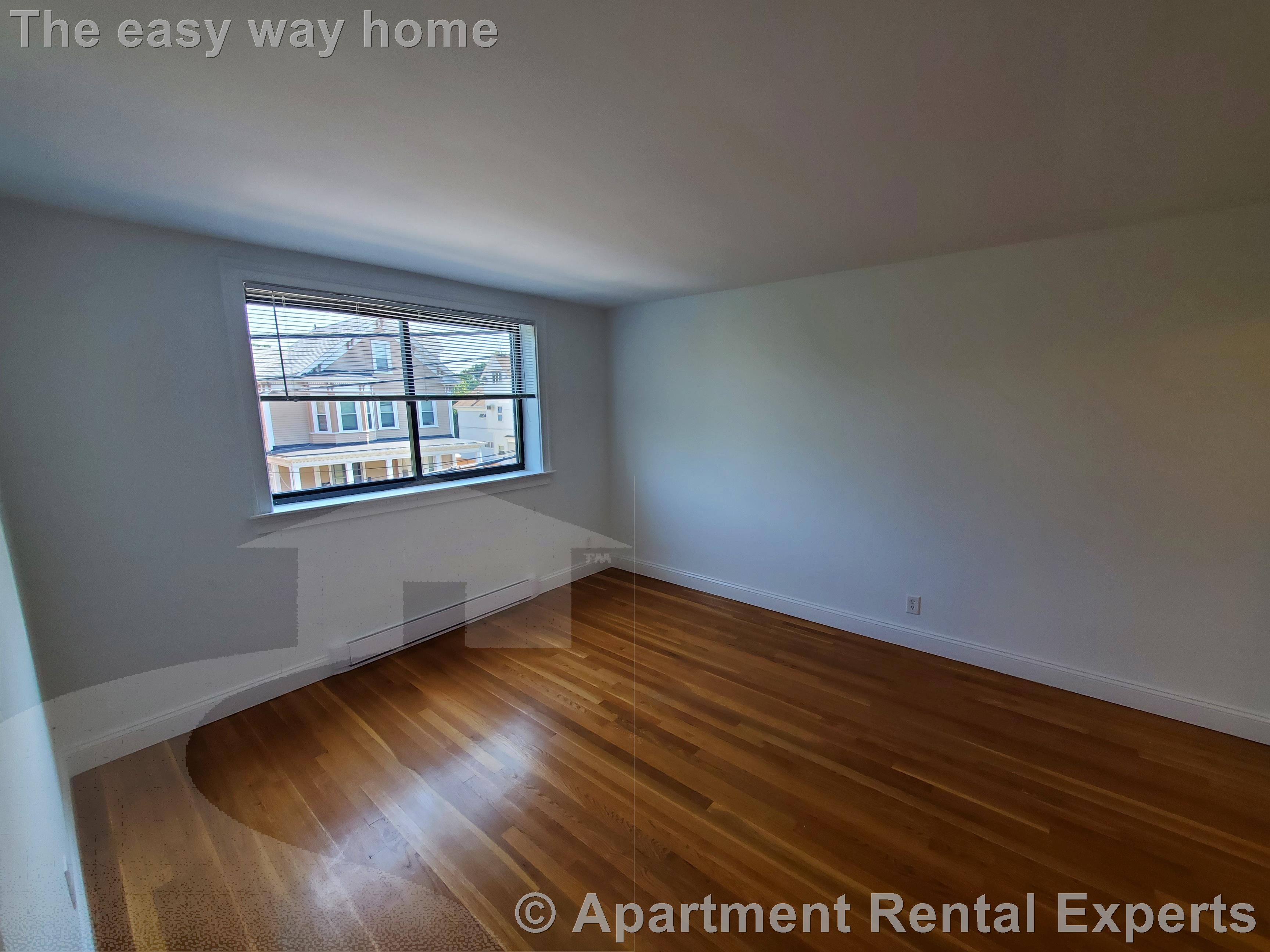 134 Summer St, Malden Center