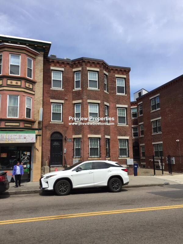 2975 Washington St, Roxbury