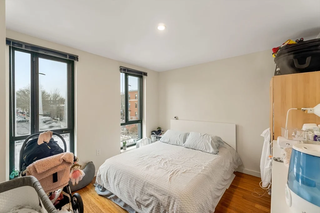 691 Massachusetts Ave, South End