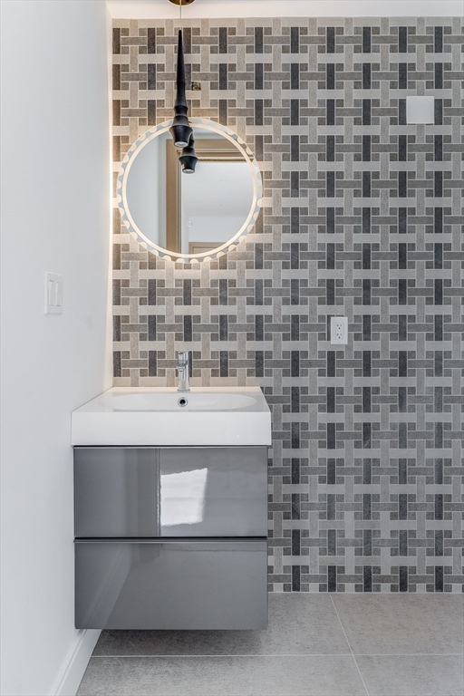 287 Tappan St, Beaconsfield