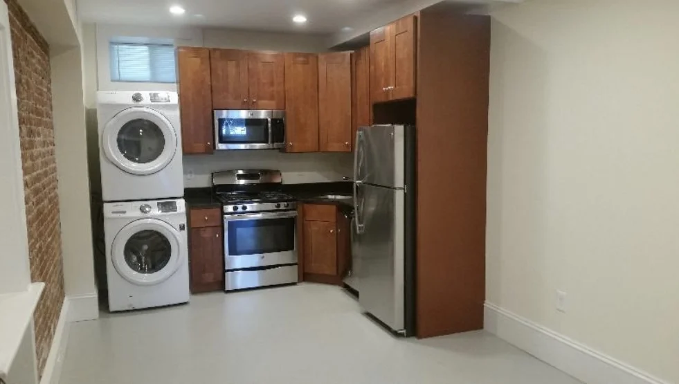 36 High St, Brookline