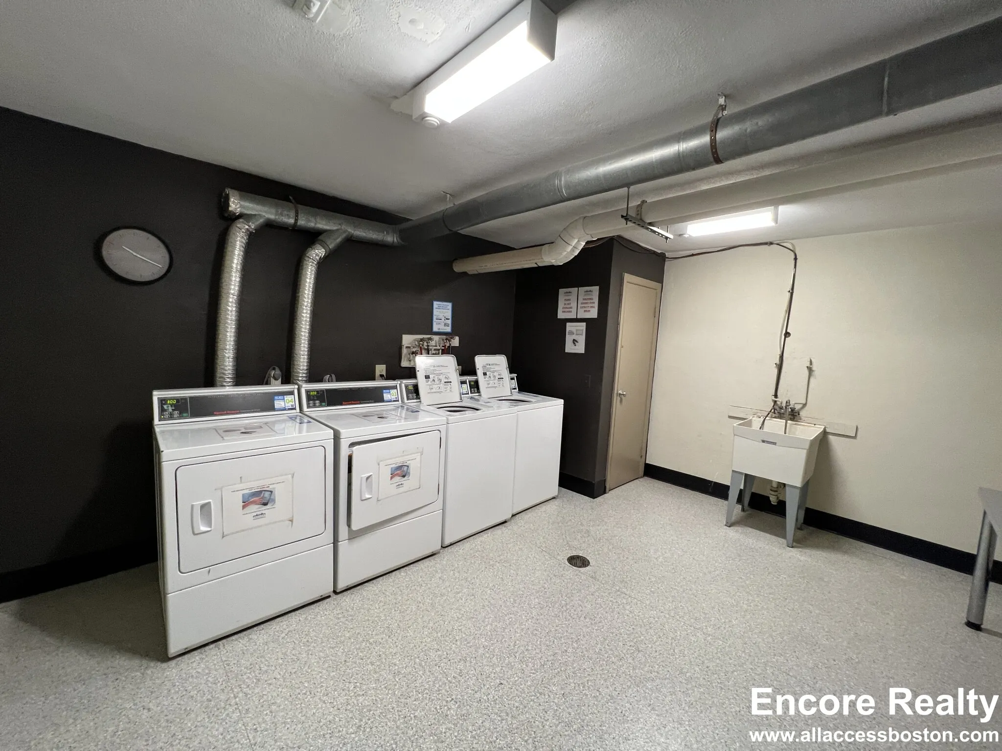 222 Babcock St, North Brookline