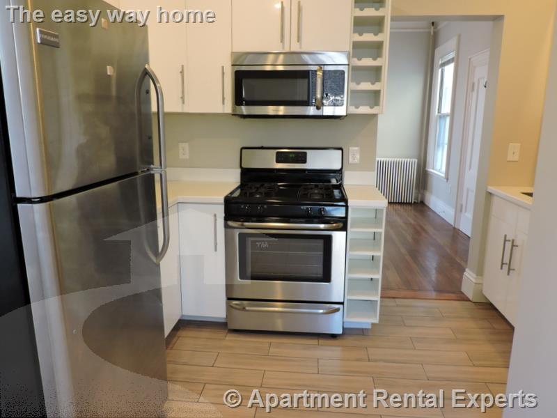 13 Pleasant St, Central Square