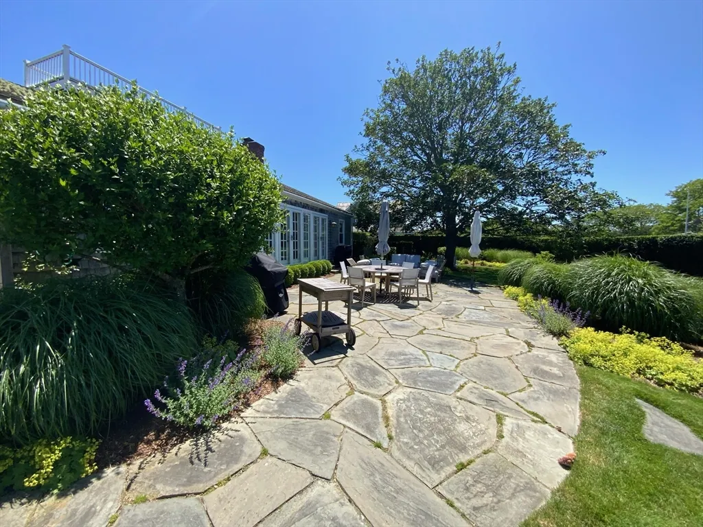 17 Burnell, Nantucket