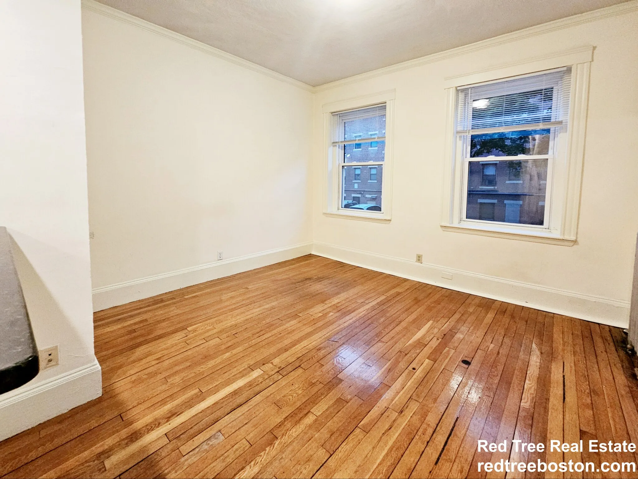 55 Queensberry St, Fenway