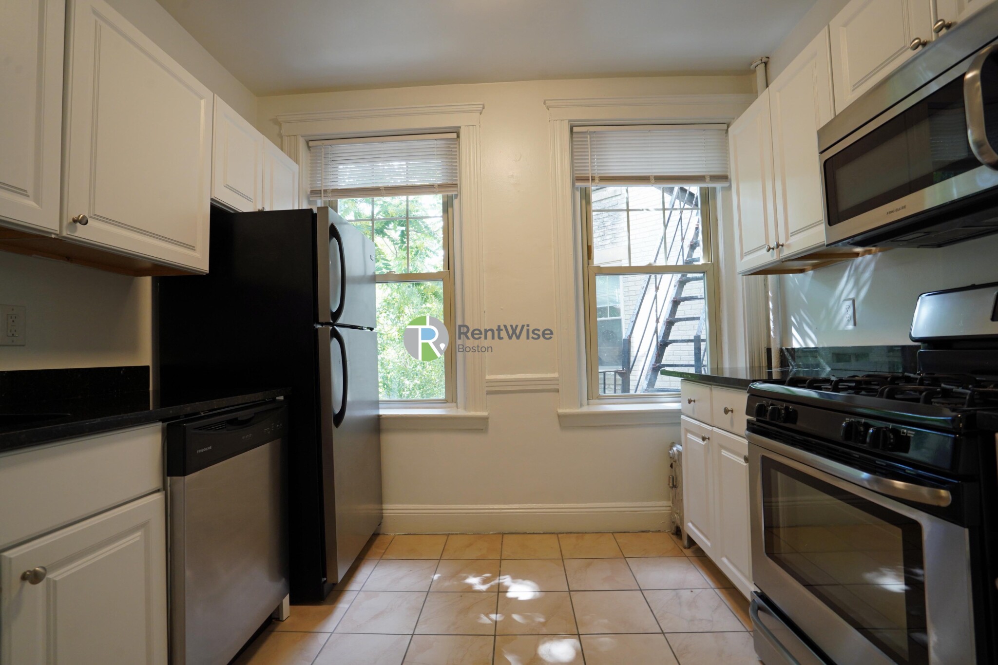 1848 Commonwealth Ave, Brighton