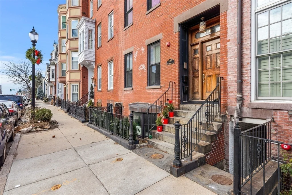 530 East Broadway, South Boston