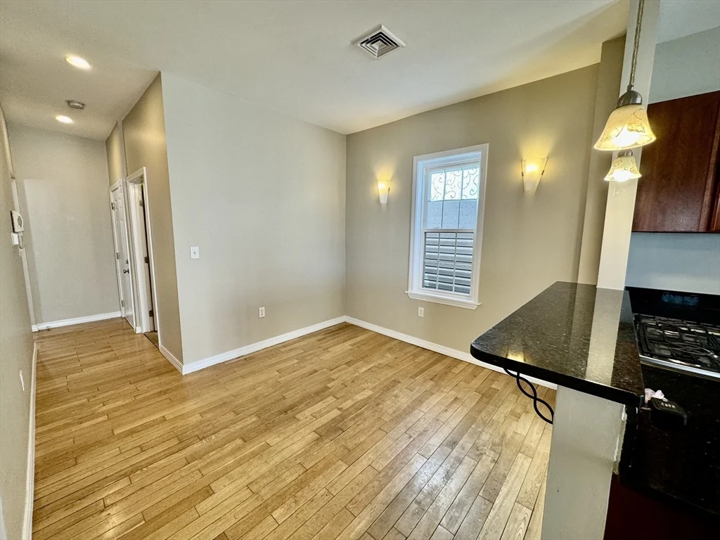 22 Elmore St, Roxbury